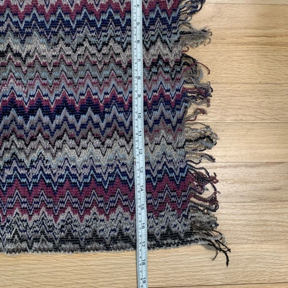 Missoni Wool Blend Chevron Fringe Ends Scarf Wrap - Picture 5 of 5